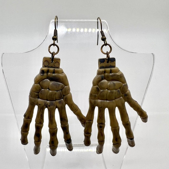 Skeleton Earrings - Hand Earrings - Claw Earrings - Halloween Earrings - Picture 1 of 10